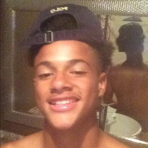 Meet your Posher, Cameron